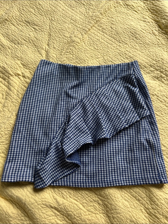 Topshop Dresses & Skirts - Topshop Blue Gingham Ruffle Front Miniskirt